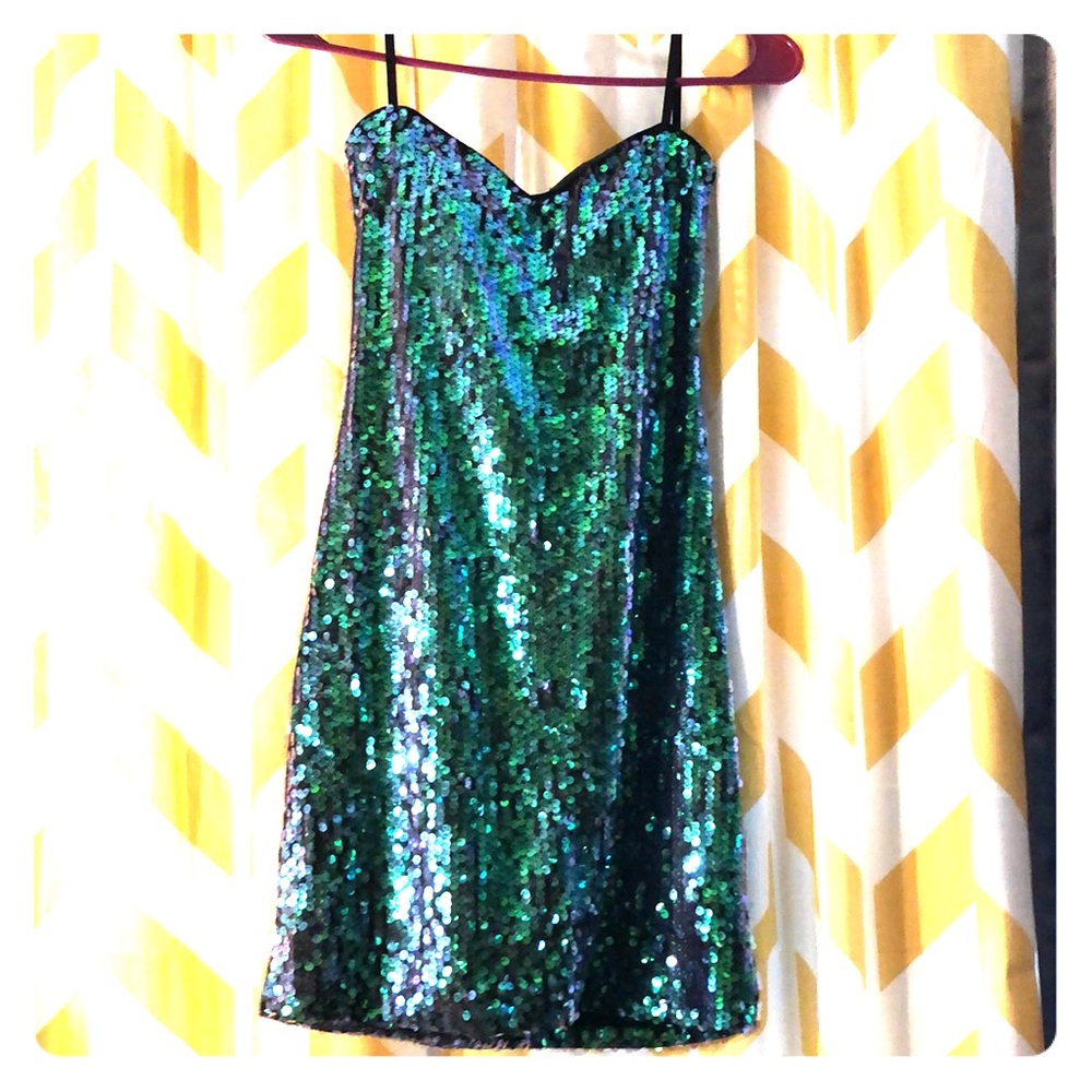 Blue/green sequin dress